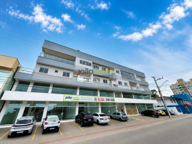 Sala para Locação no Centro de Palhoça | 89,86m² e 2 Banheiros
