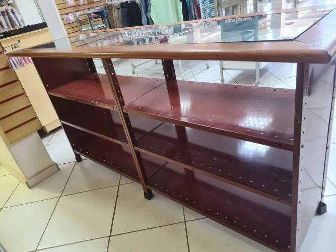 Móveis para comércio