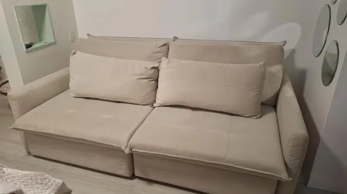 SOFÁ RETRÁTIL/RECLINÁVEL - BEGE/ OFF-WHITE
