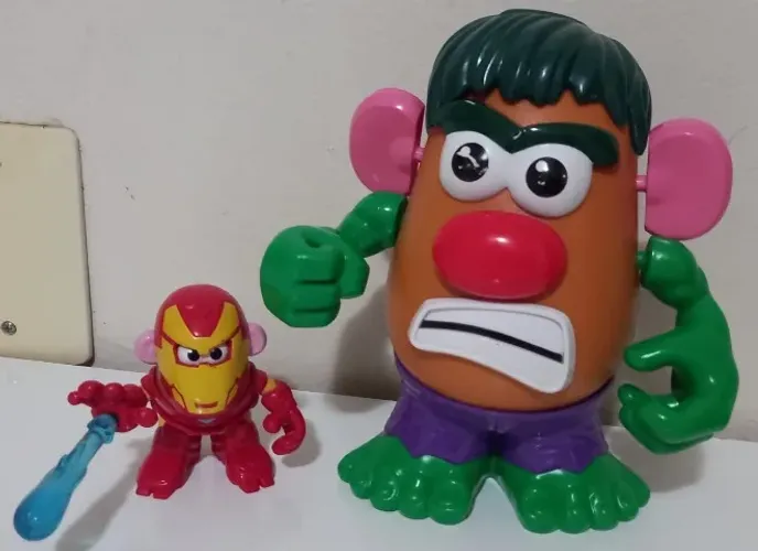 Boneco Senhor cabeça de batata Hulk e iron man Hasbro