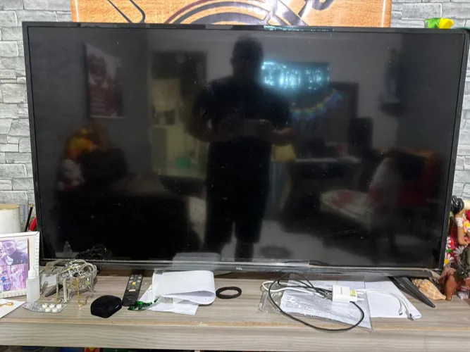TV TCL 50 SEM IMAGEM SÓ SAI SOM