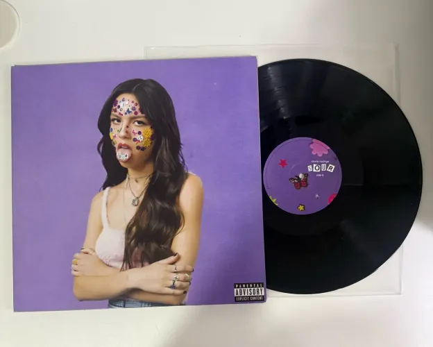 Sour Olivia Rodrigo vinil