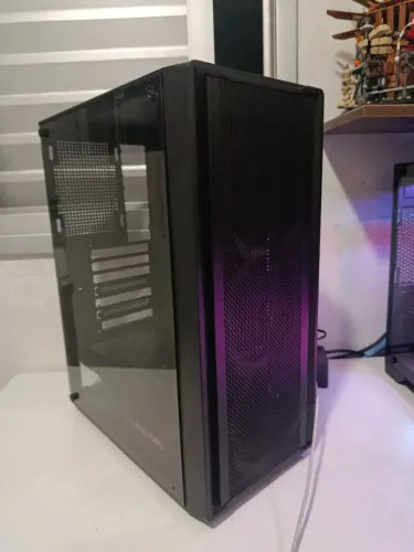 Gabinete gamer 