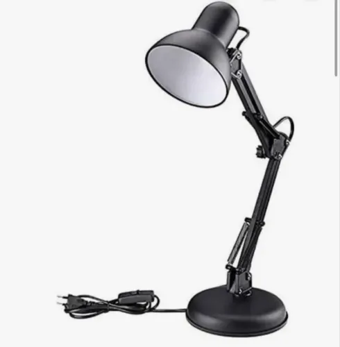 Luminária de mesa articulada