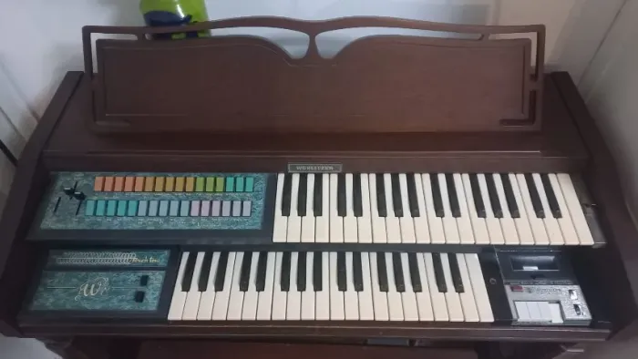Órgão wurlitzer com pedal e cadeira
