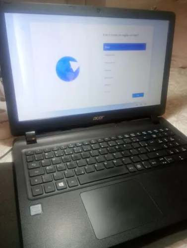 Acer ES1 572 Core i3 7ª DDR4 