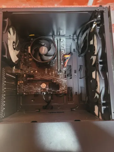 PC GAMER RYZEN 5 5600GT, 8GB DDR4, SSD 480GB,
