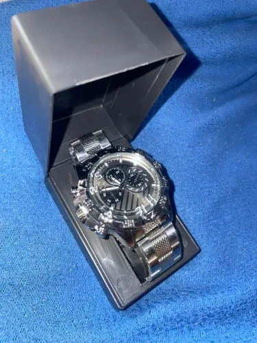 ? RELÓGIO ELEGANTE À VENDA - ÓTIMO PREÇO!