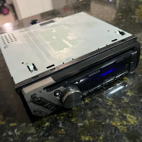 Radio Original Kenwood Usb Auxiliar Nissan March Versa (Usado)