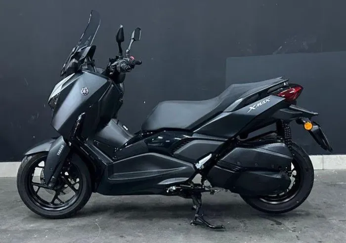 Vendo XMax 2025 - Na Garantia de Fábrica