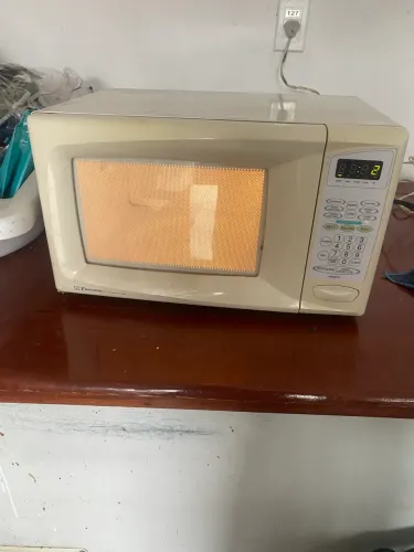 micro-ondas usado  