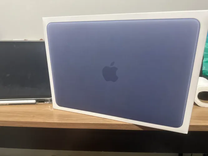 Mac book Neo lacrado