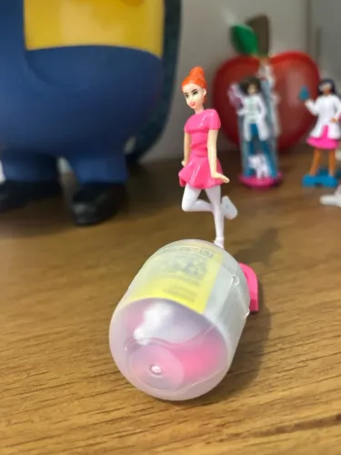 Barbie Kinder Ovo Bailarina