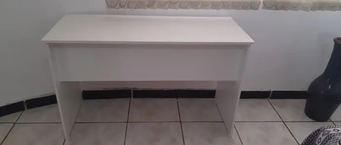 Mesa/Escrivaninha Mdf