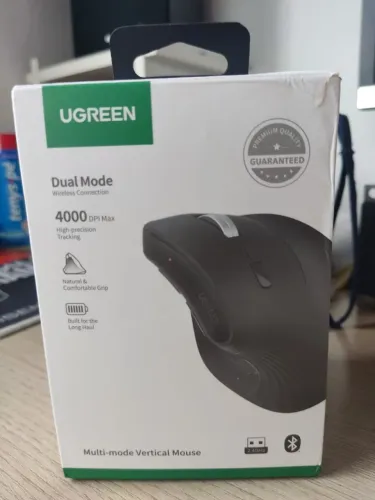 UGREEN Mouse Ergonômico Vertical