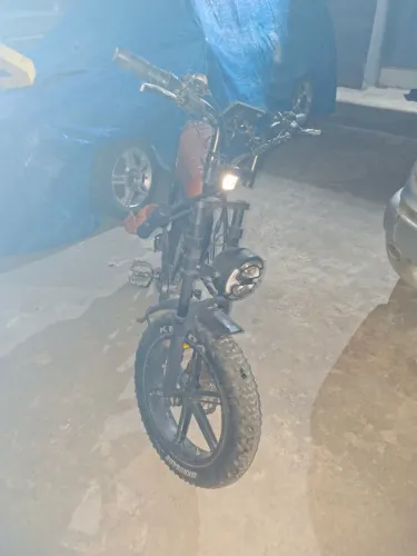 Bicicleta elétrica usada