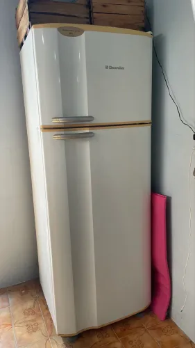 Geladeira eletrolux 