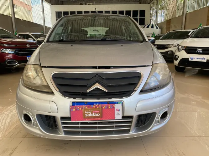 Citroen C3 GLX 1.4/ GLX Sonora 1.4 Flex 8V 5P 2011