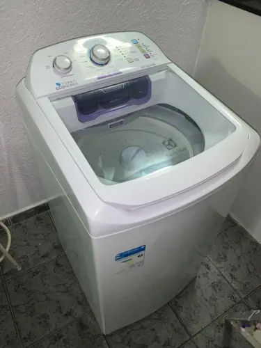 Máquina de Lavar Brastemp 8,5 kg - Pouco Uso - R$ 850