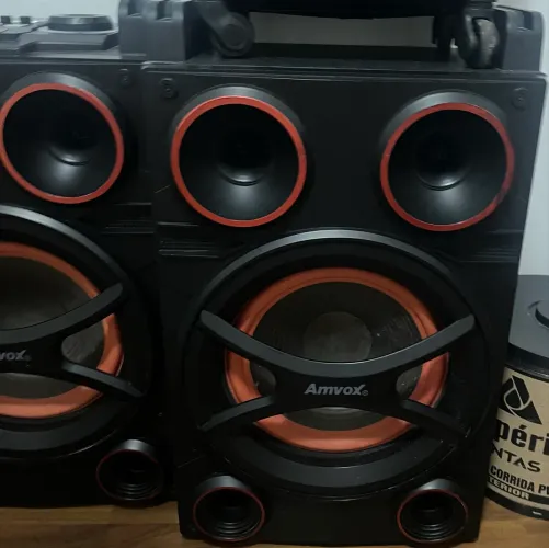 Caixa Amvox 1401 MONSTER