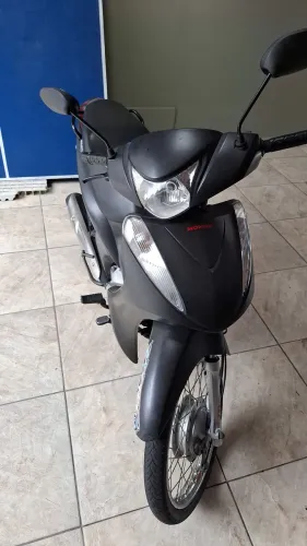 Vendo biz em bom estado