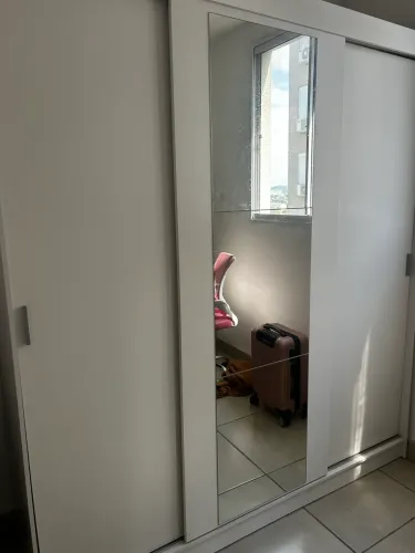 Guarda roupas 3 portas 