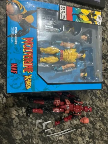 Wolverine ct toys e deadpoll boot