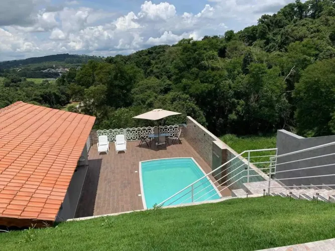 Chácara em Jardim Paulista com 160.00 m² , 3 quarto(s) , 2 suíte(s) , 3 vaga(s).