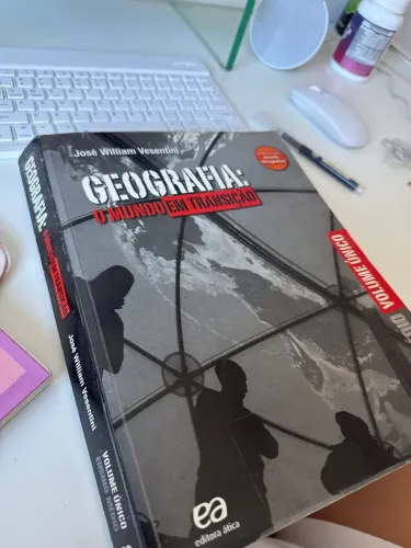 Livro Geografia - Ensino Médio