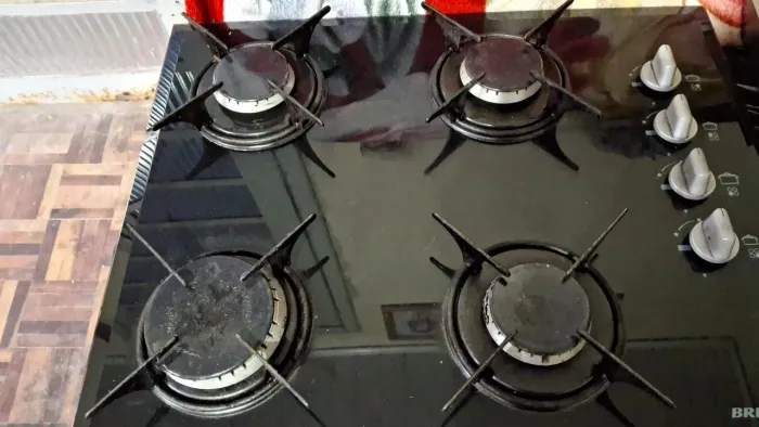 Fogão Cooktop 4 bocas e Suggar exaustor para cozinha 