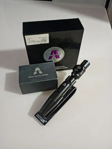 MÁQUINA DE TATTOO COM FONTE SEM FIO ASTON 