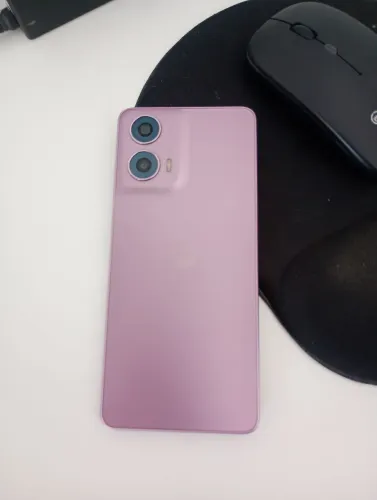 Vendo moto g24 128gb extremamente novo, acompanha tudo (aceito carte parcelo)
