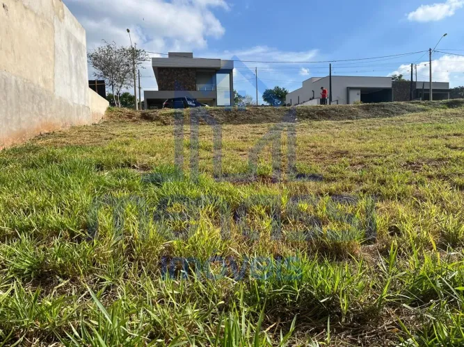 Terreno em condomínio à venda em Ribeirão Preto-SP/Bonfim Paulista com 261m² de área!