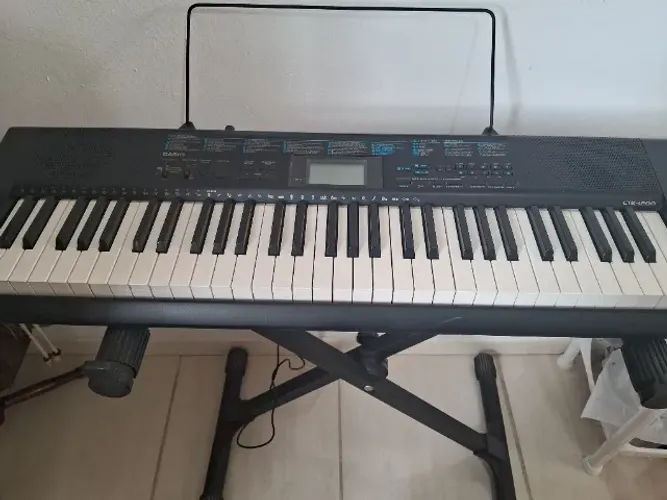Teclado Casio CTK-1200