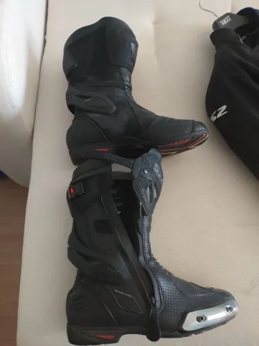 Bota X11 motociclista c/ antitorção
