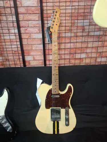 Guitarra telecaster Squier Fender Affinity