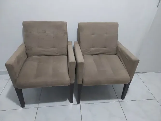 Vendo.conjunto.com.2 poltronas marrom, tecido.suede, usadas, R$300,00, Mizael *
