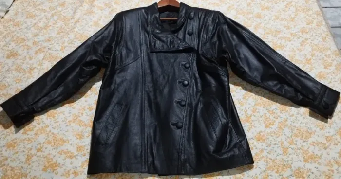 Casaco de couro legítimo vintage antigo argentino feminino