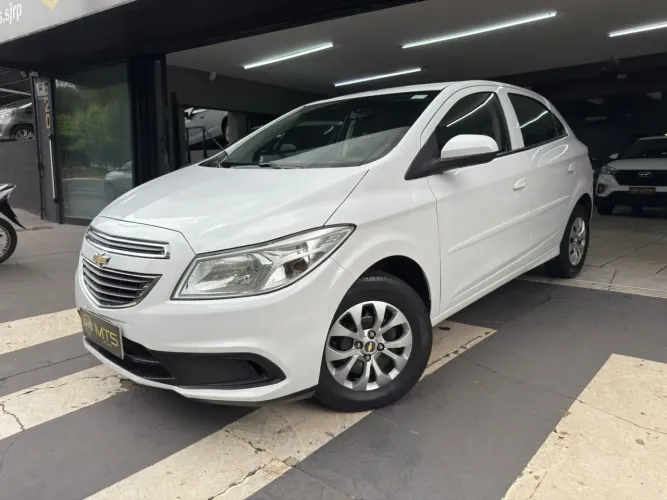 Chevrolet Onix Hatch LT 1.0 8V Flex Mec. 4P 2016
