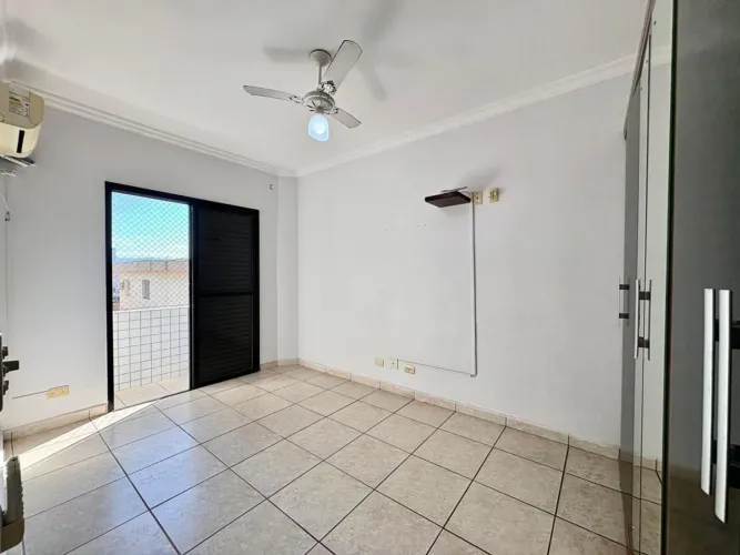 Apartamento para Venda em Praia Grande / SP no bairro Guilhermina