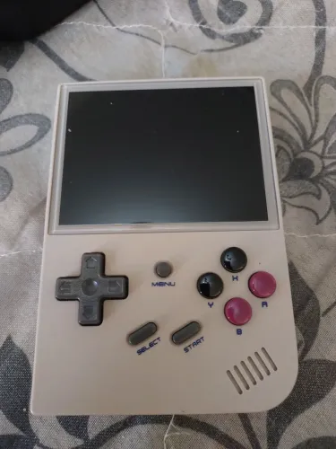 VENDO ANBERNIC RG 35XX . ESTADO DE NOVO COM CARTÃO DE MEMÓRIA 128GB