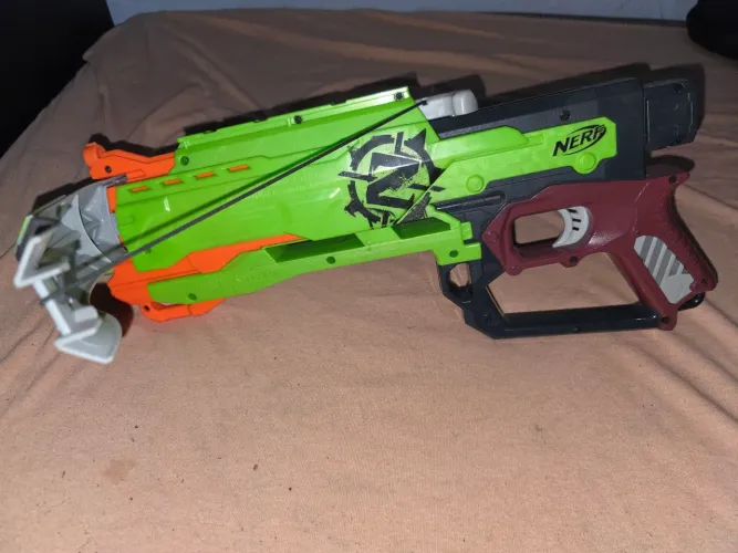 Nerf Zombie Strike