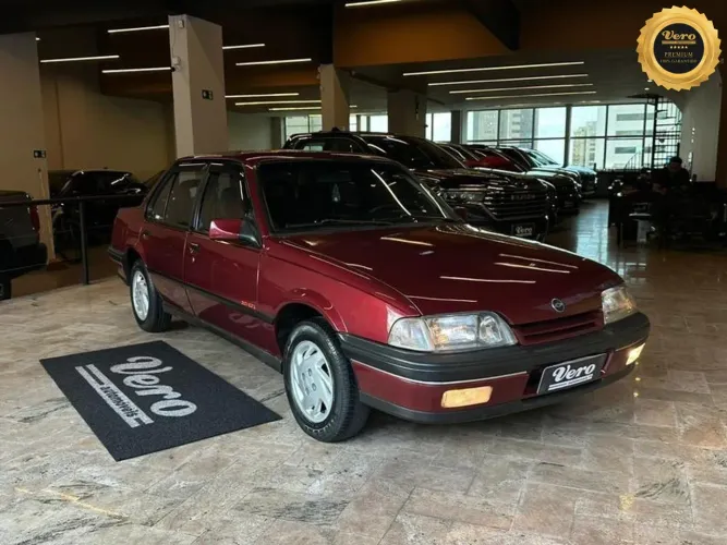 Chevrolet Monza GLS/ Hi-tech 2.0 EFI 2P E 4P 1996