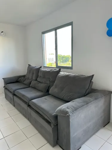 Sofá de 4 a 5 lugares retrátil