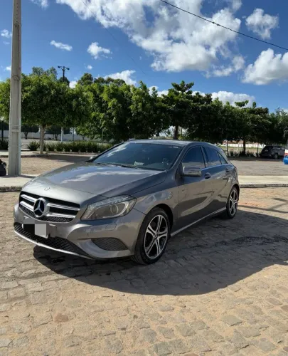 Mercedes-Benz Classe A 200 1.6 TB 16V Style 156cv Aut. 2014