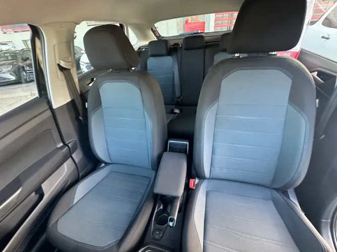 Volkswagen Nivus Comfortline 1.0 200 TSI Flex AUT 2024