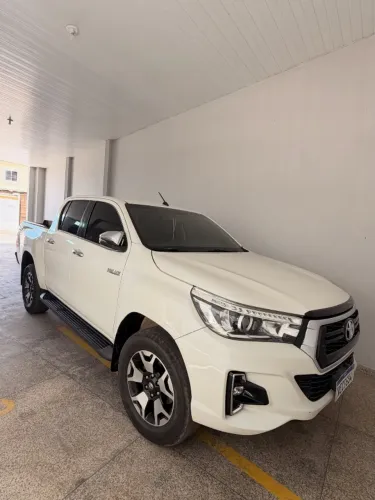 Toyota Hilux CD SRX 4X4 2.8 TDI 16V Diesel Aut. 2020