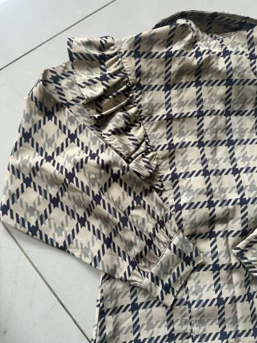 Blusa estampa pied de poule TAM 10 anos