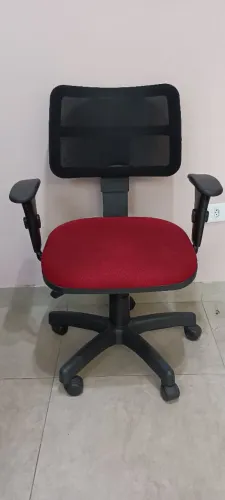 Cadeira Gabbinneto Shape-R Preta e Vermelha - 20 disponíveis