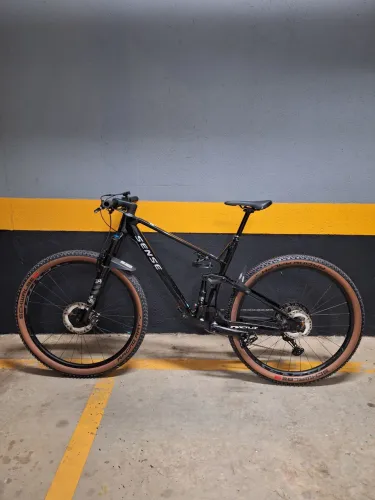 Sense Invictus Evo L 25/26 Estado de Nova